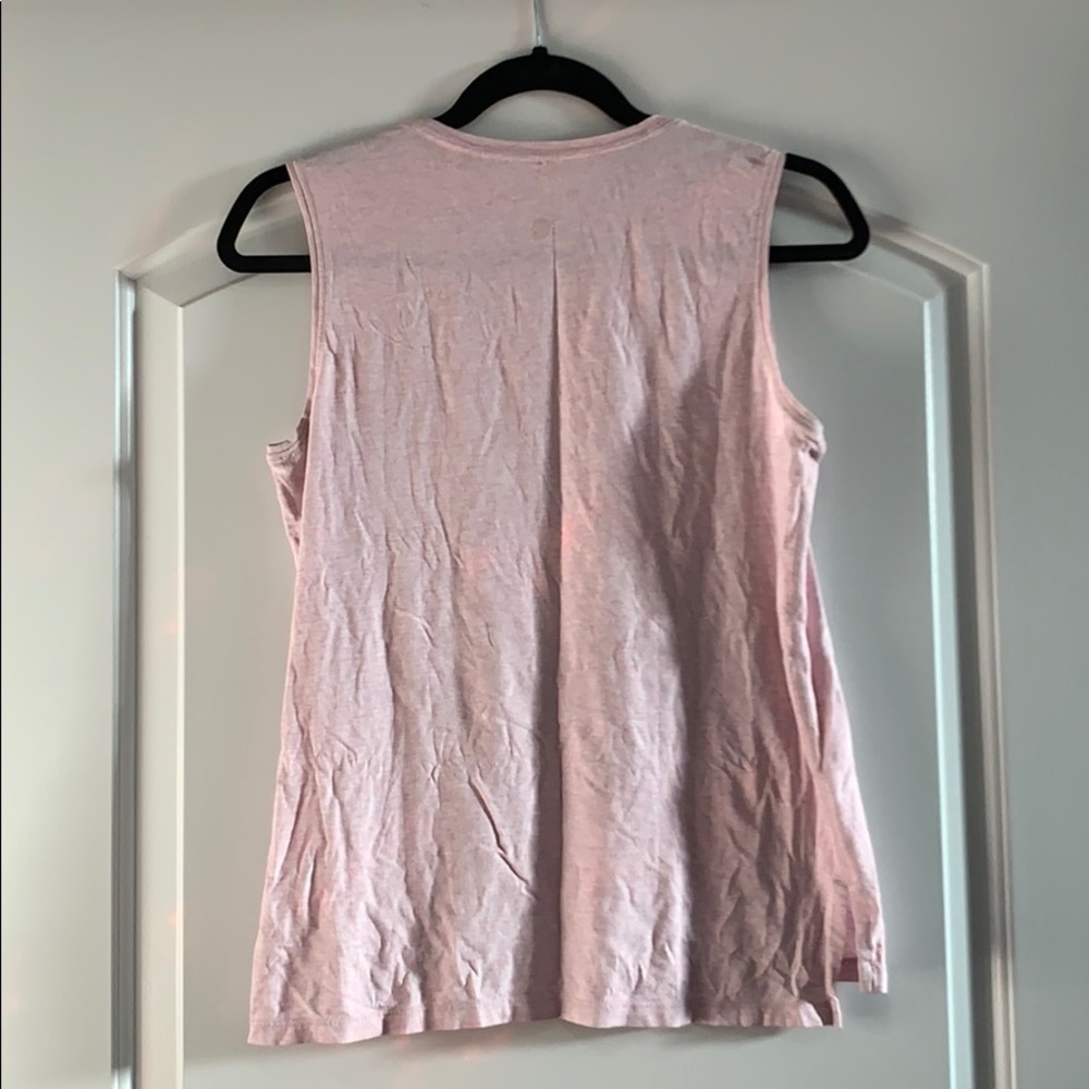 Lululemon muscle tank